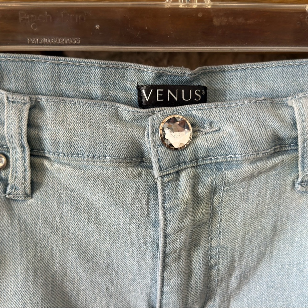 VENUS Light Wash Straight Leg Jeans with Pink & Purple Floral Accents - Picture 2 of 10